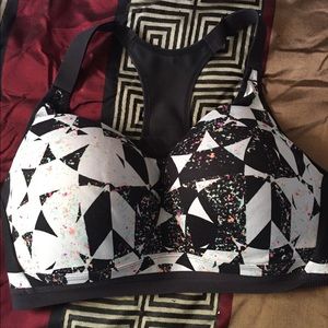 Victoria sport Incredible sport bra. Size 38DD